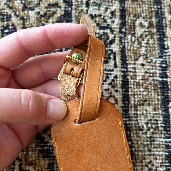 Authentic Louis Vuitton bag tag - Picture 4 of 5